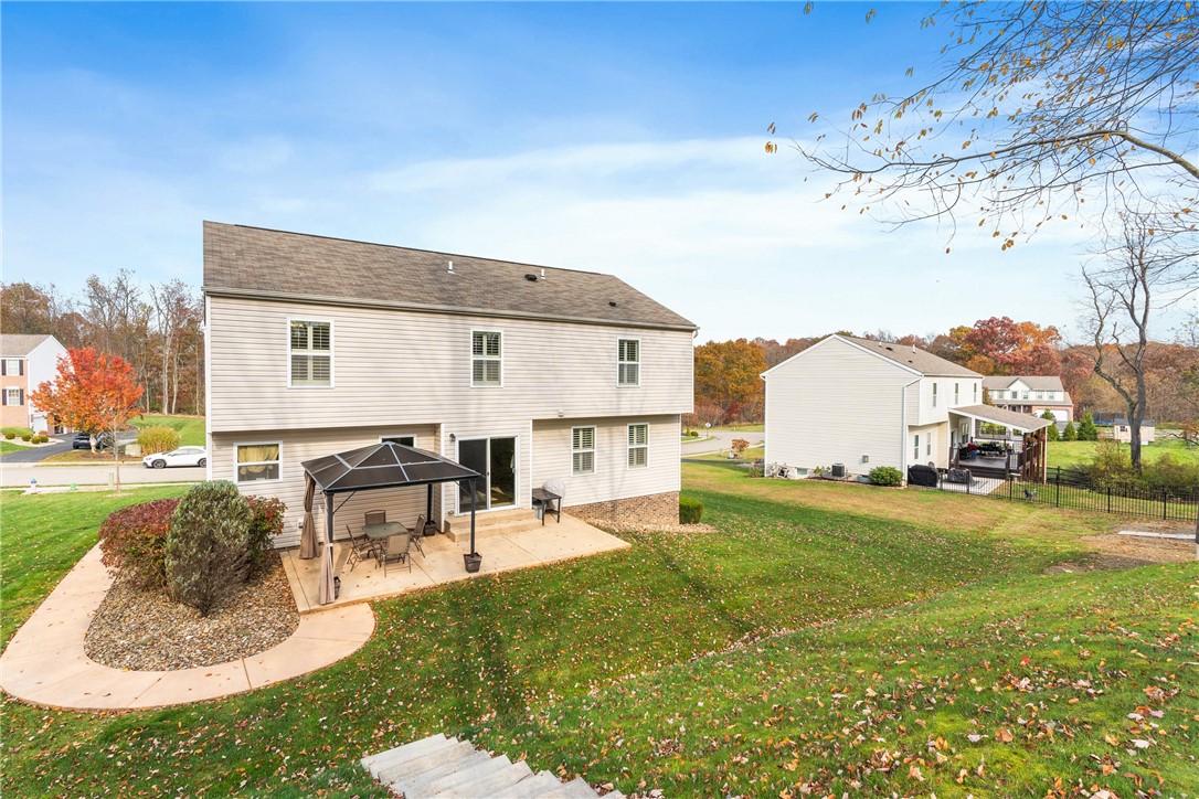 305 Red Fox Ct