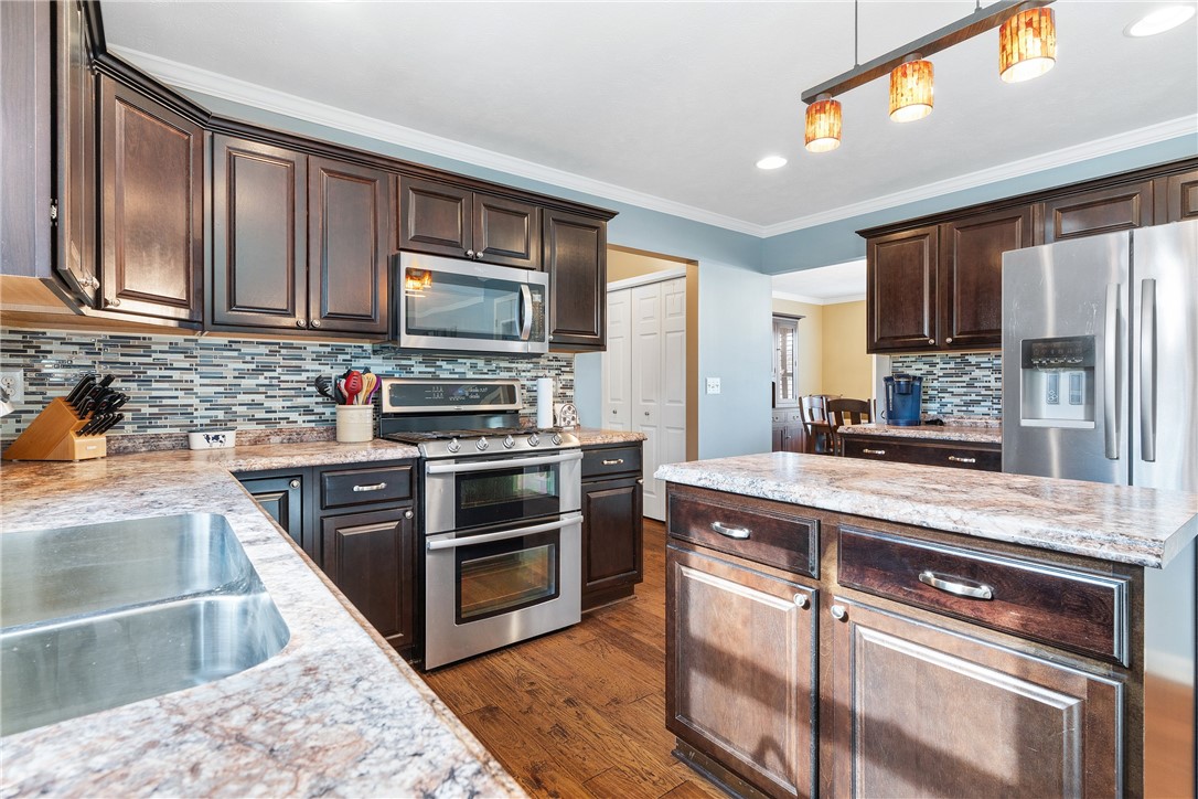 305 Red Fox Ct