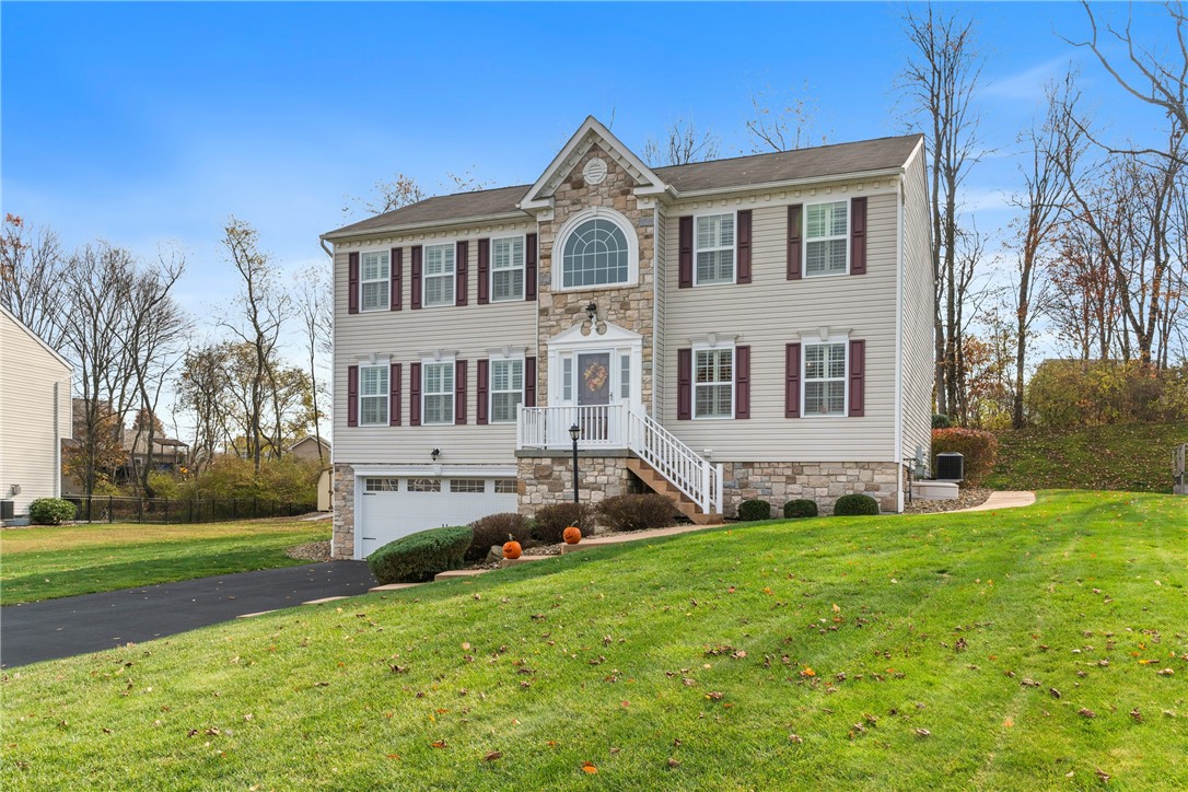 305 Red Fox Ct