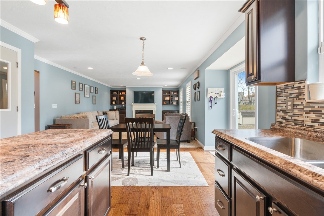 305 Red Fox Ct