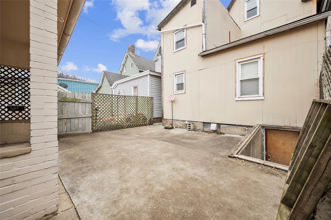 198 11th Street