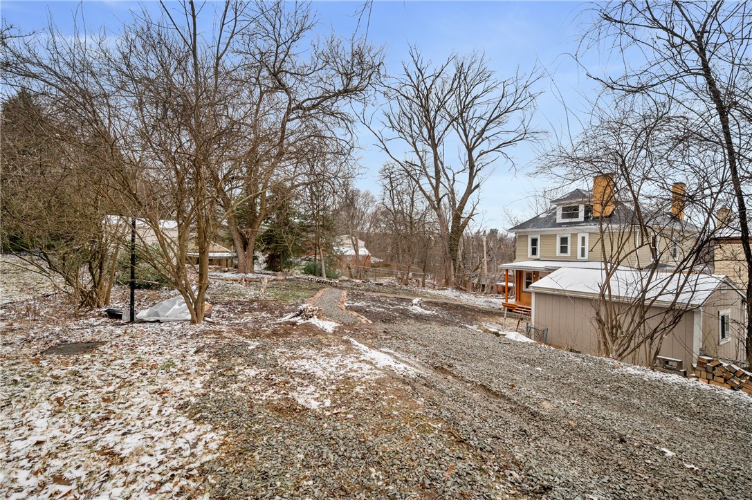 1882 Noblestown Rd