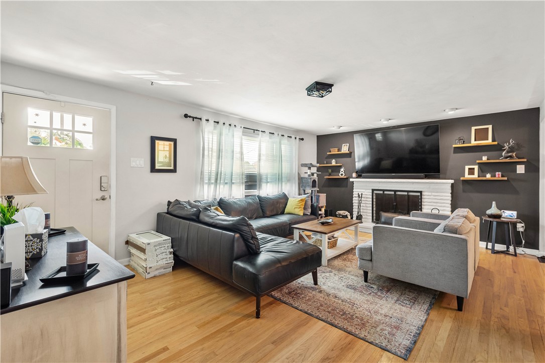 1306 Cochran Rd