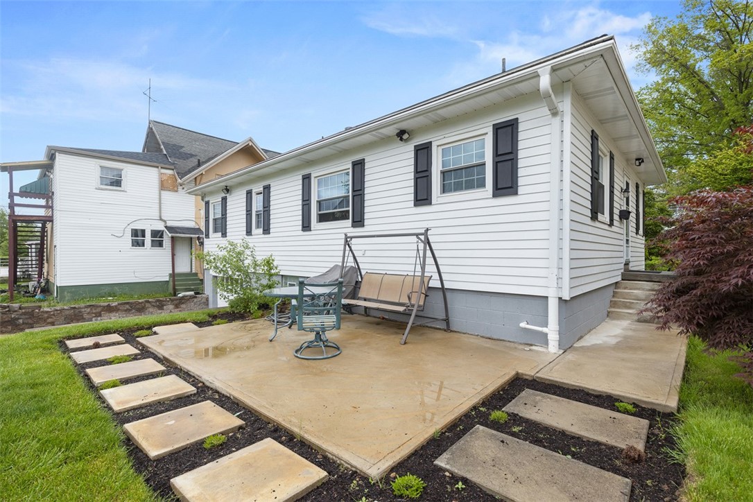 830 W Pike Street