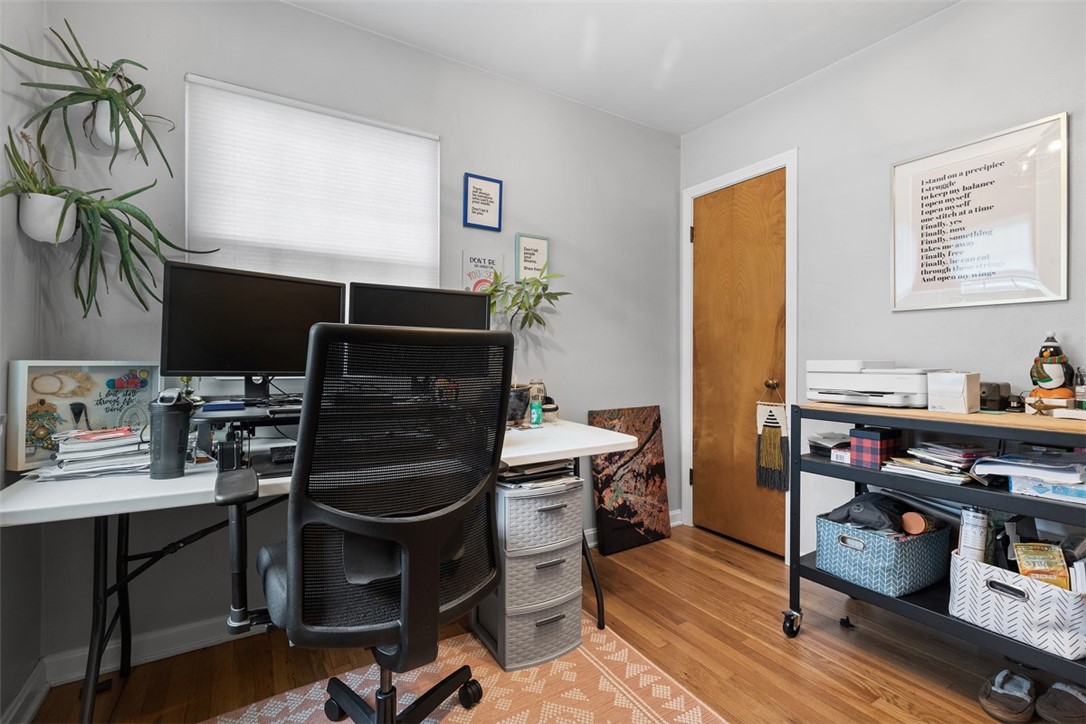 830 W Pike Street