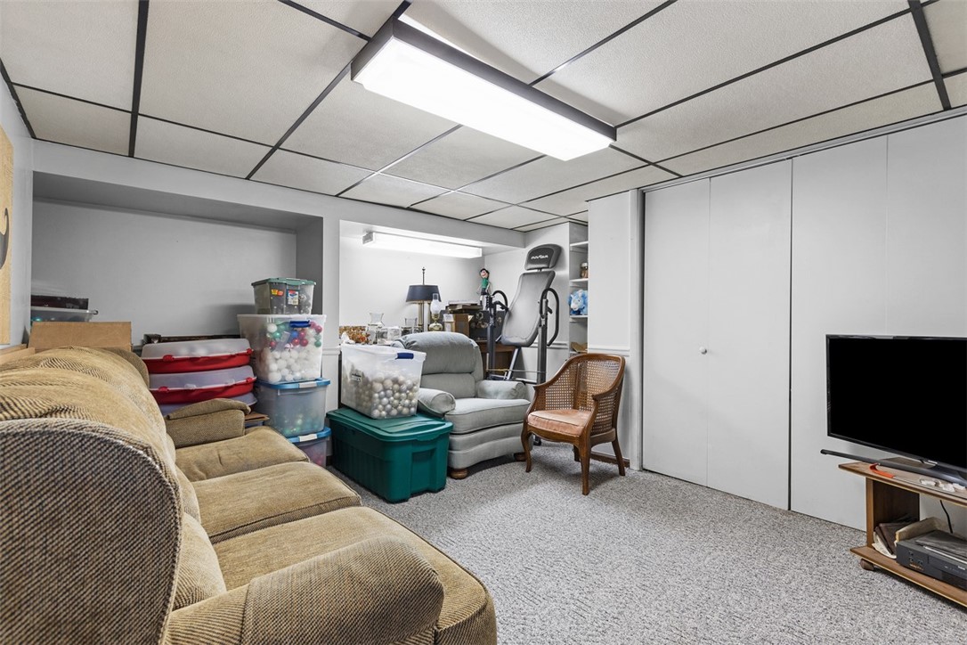 830 W Pike Street