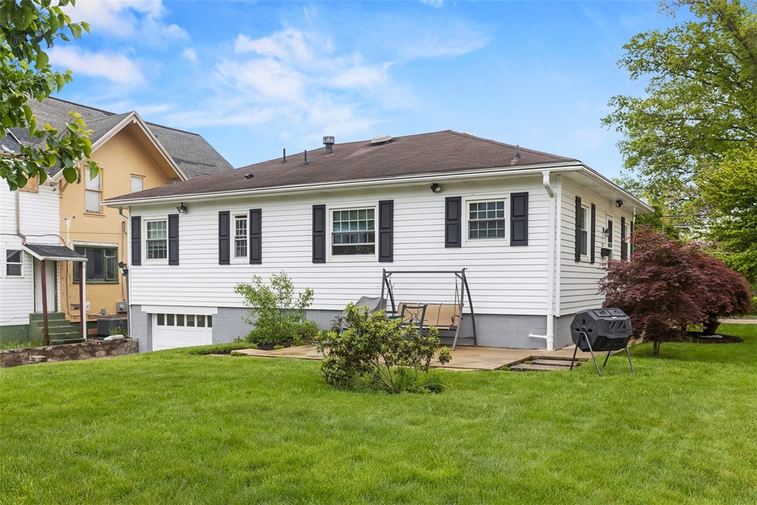 830 W Pike Street