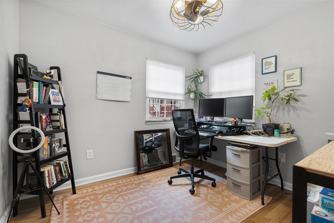 830 W Pike Street
