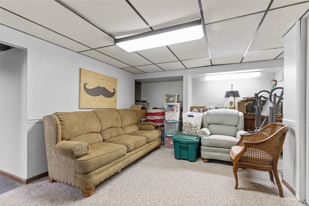 830 W Pike Street