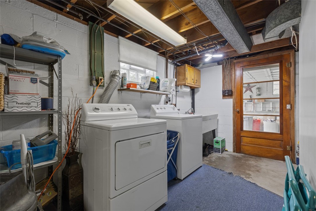 830 W Pike Street