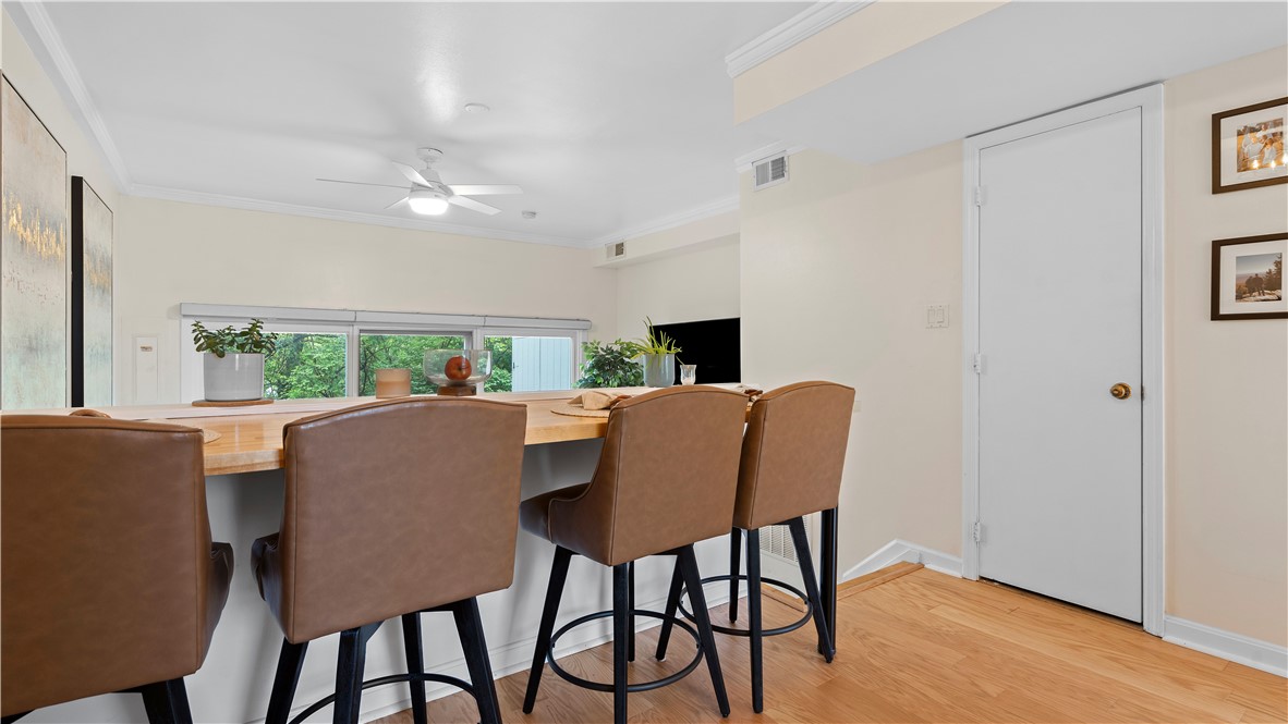718 Carriage Circle