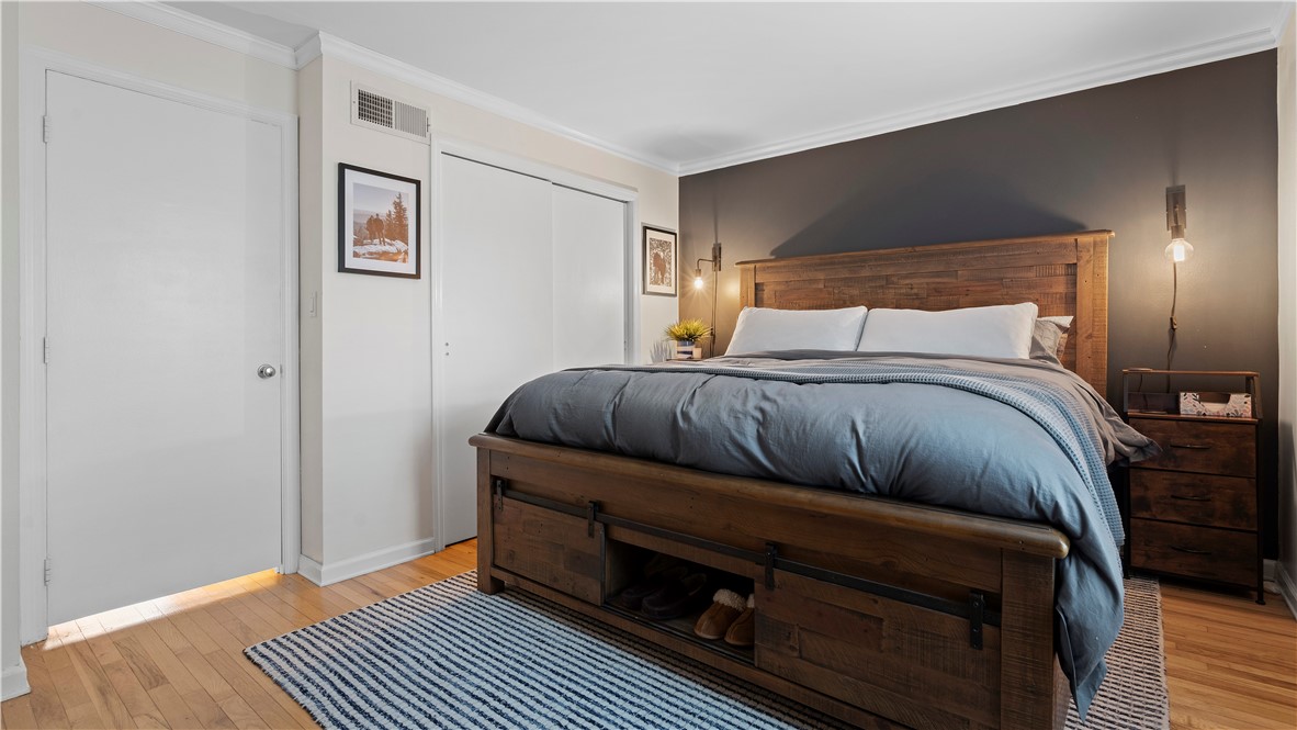 718 Carriage Circle
