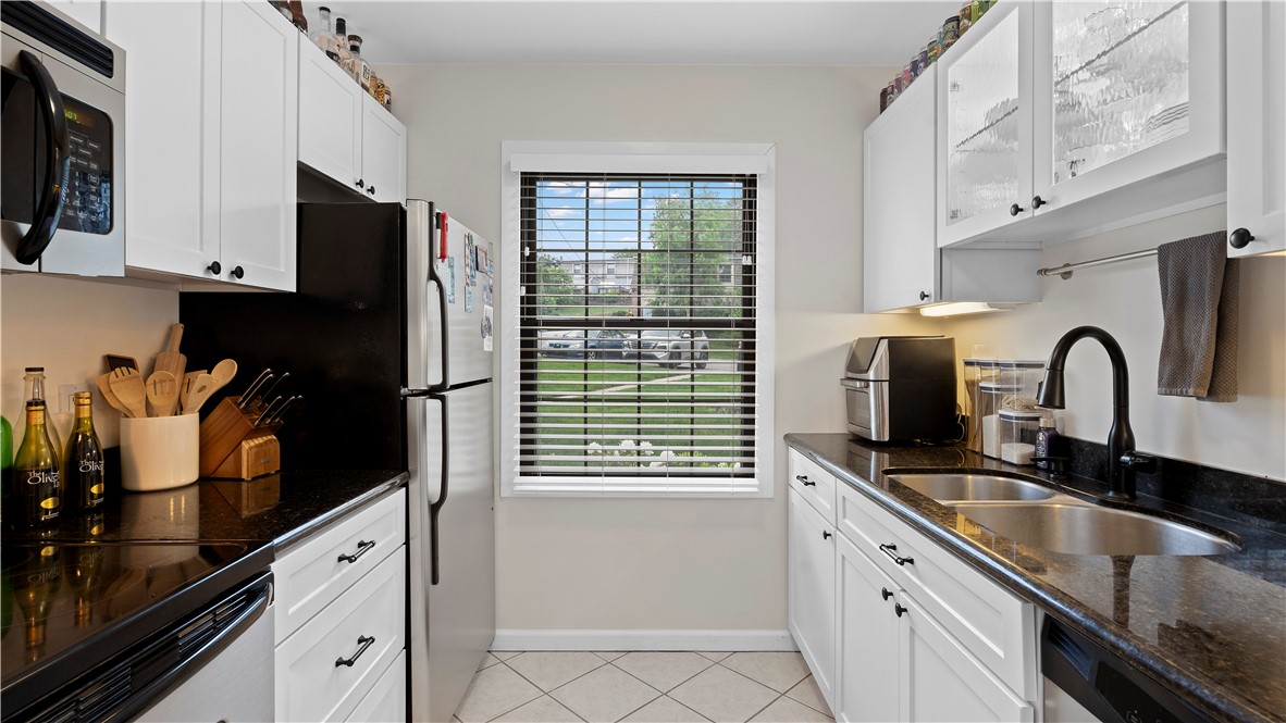 718 Carriage Circle