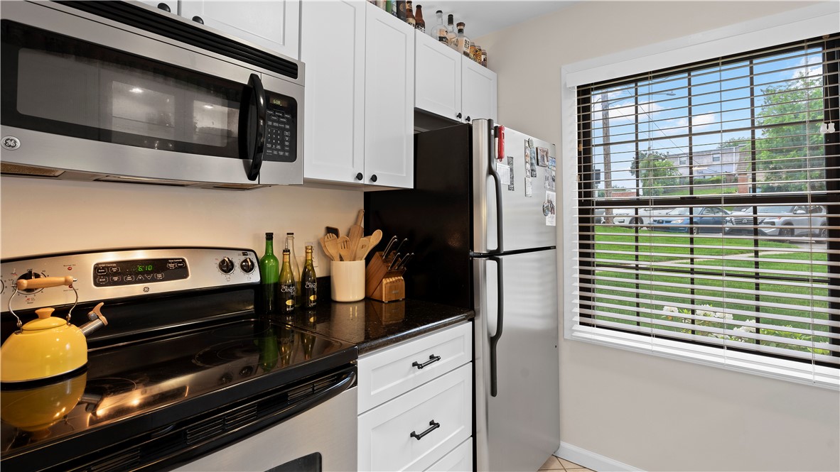 718 Carriage Circle