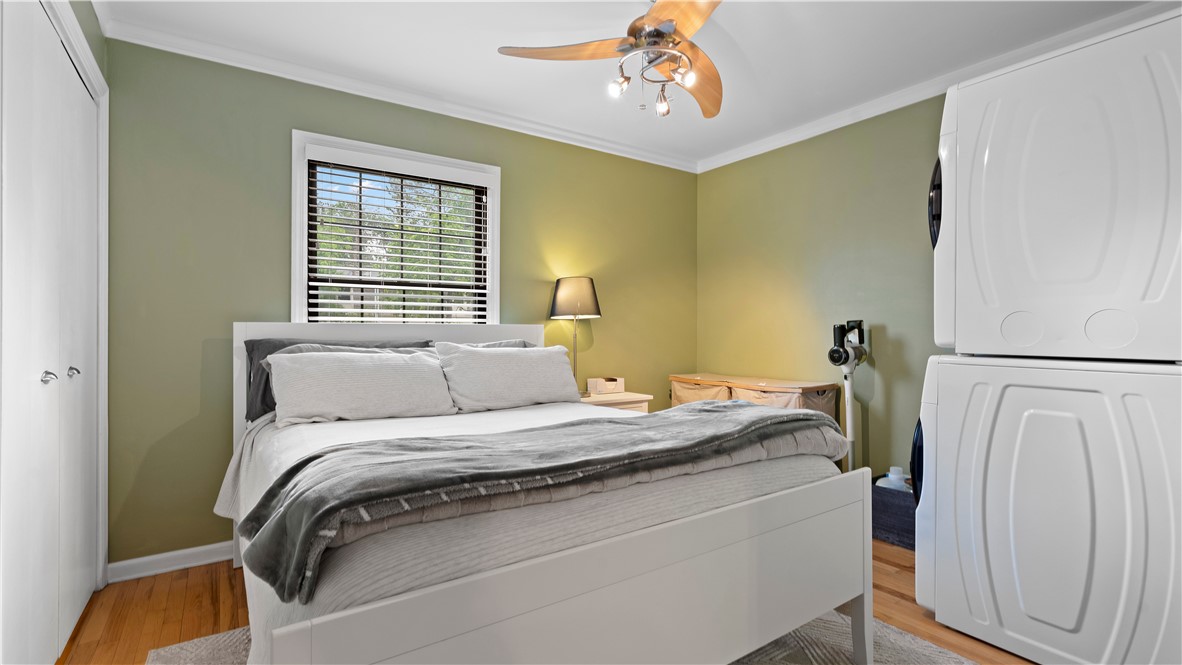 718 Carriage Circle