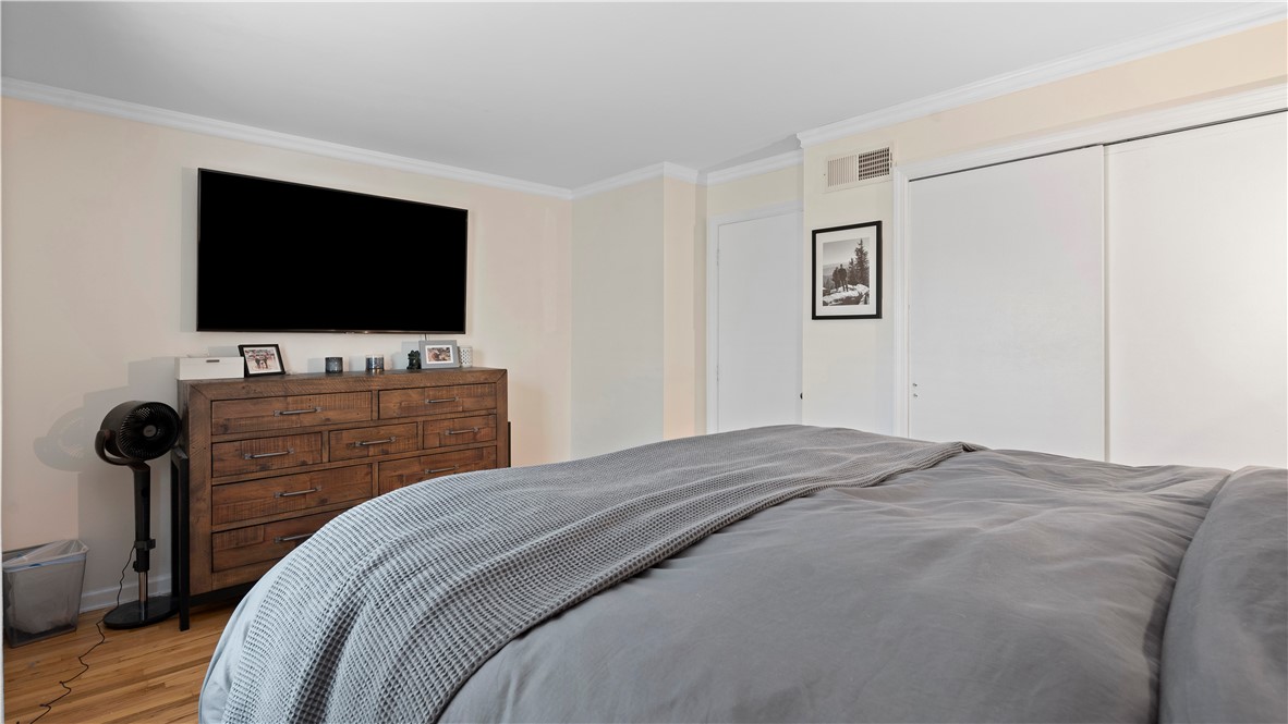 718 Carriage Circle