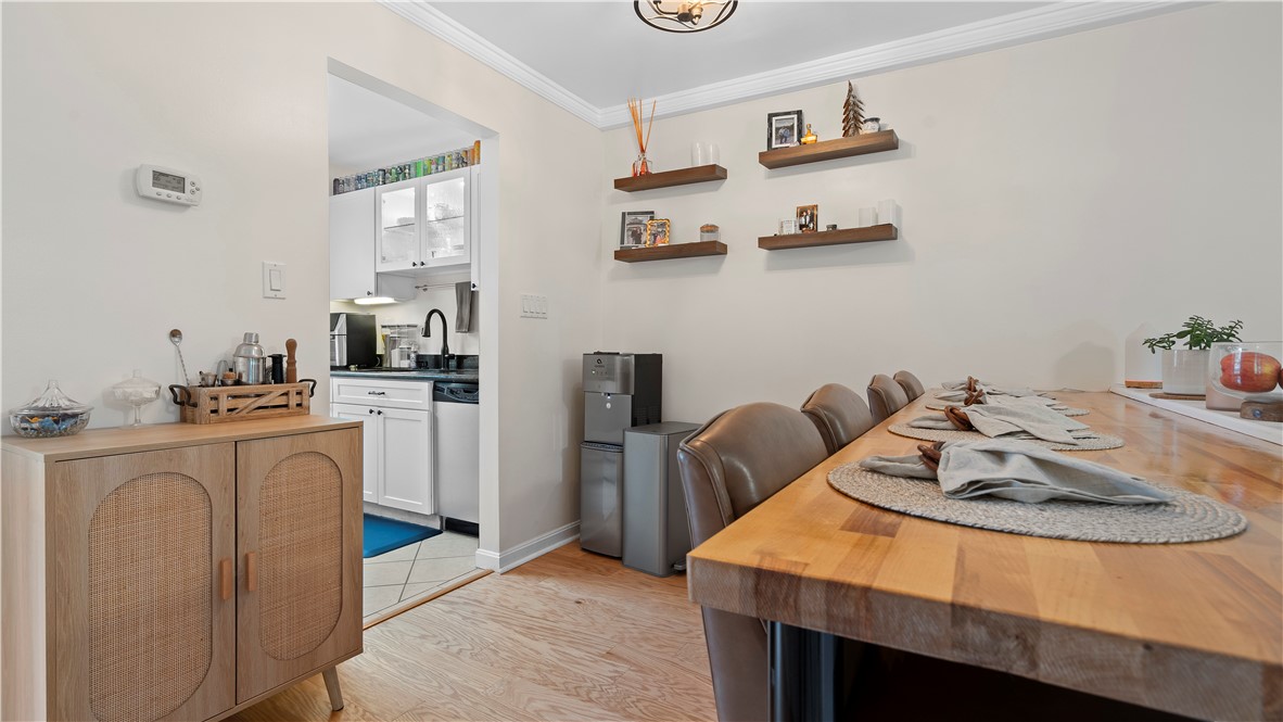 718 Carriage Circle