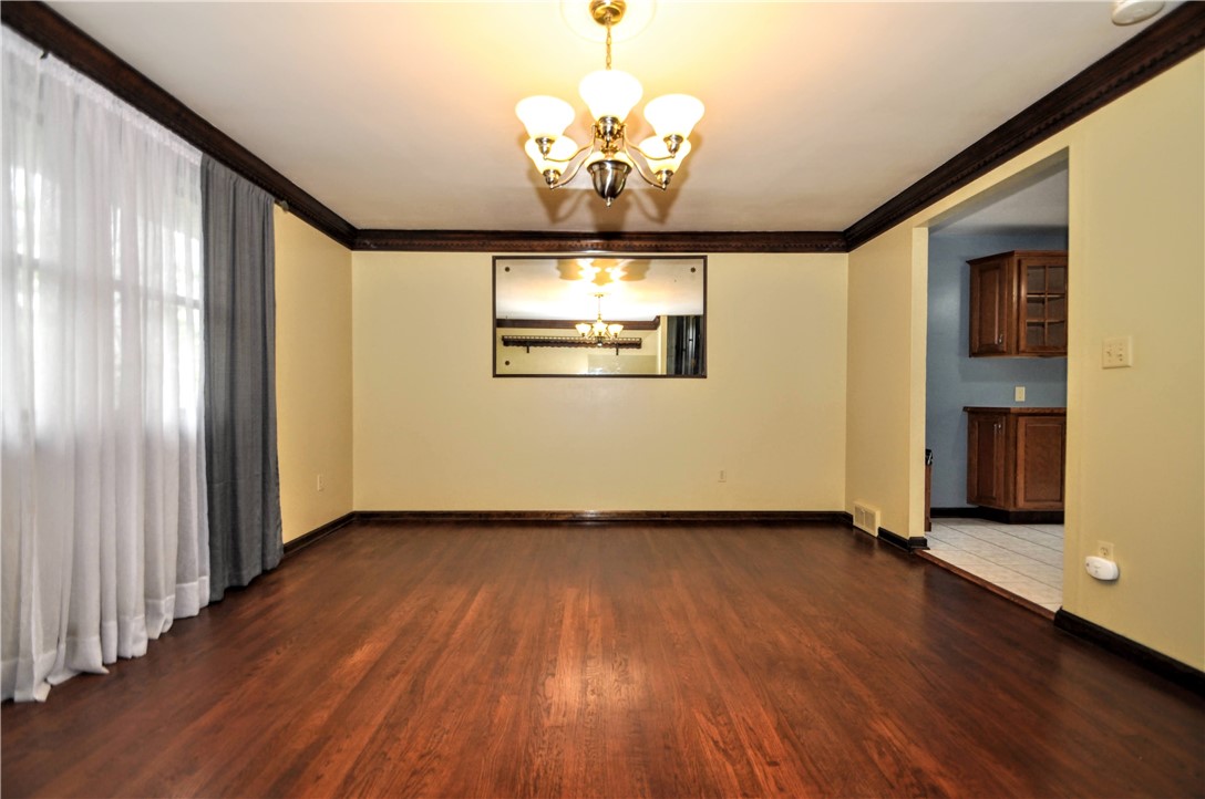 151 Greenlea Dr