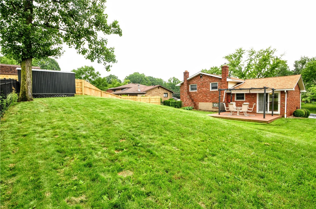 151 Greenlea Dr