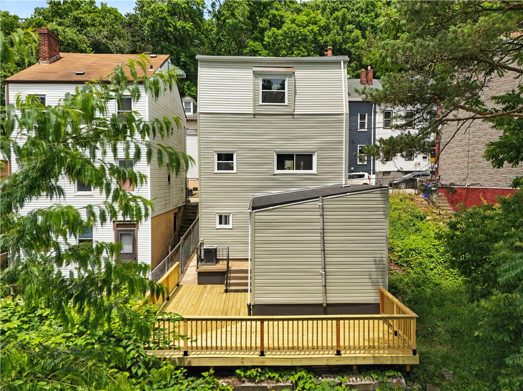 1233 High Street