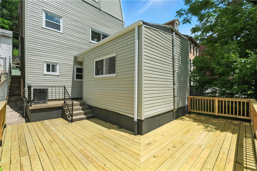 1233 High Street