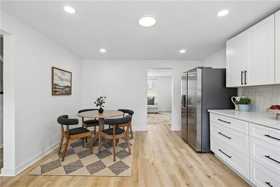 1233 High Street
