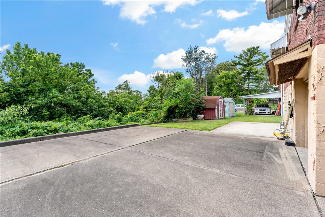 818 Alberta Drive