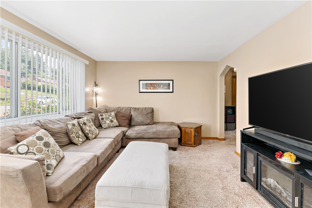 818 Alberta Drive