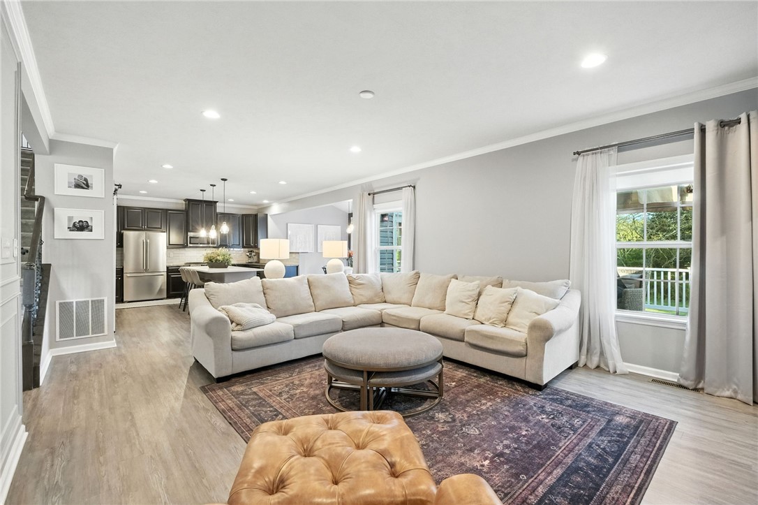 1010 Blackhawk Drive