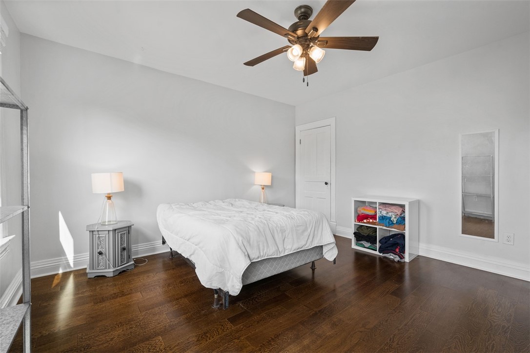 246 E 14th Ave