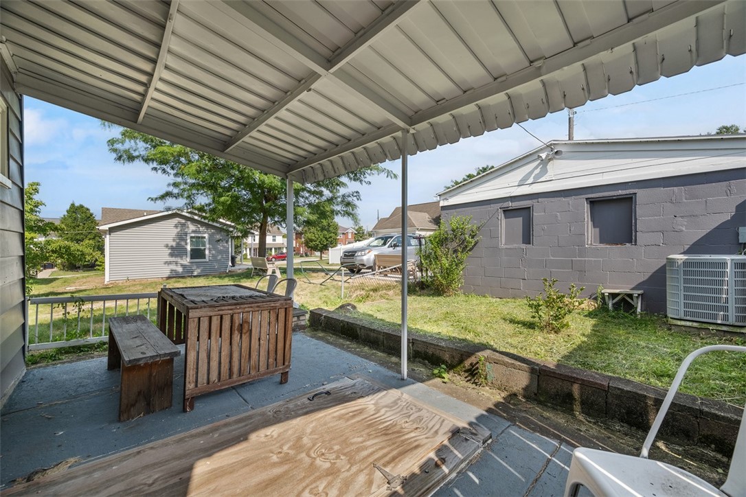 246 E 14th Ave