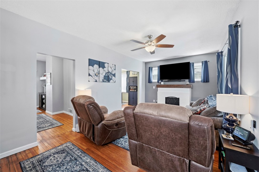 1420 4th Street
