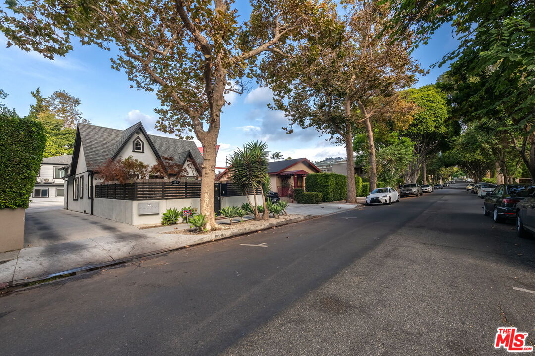 617 Westmount Dr