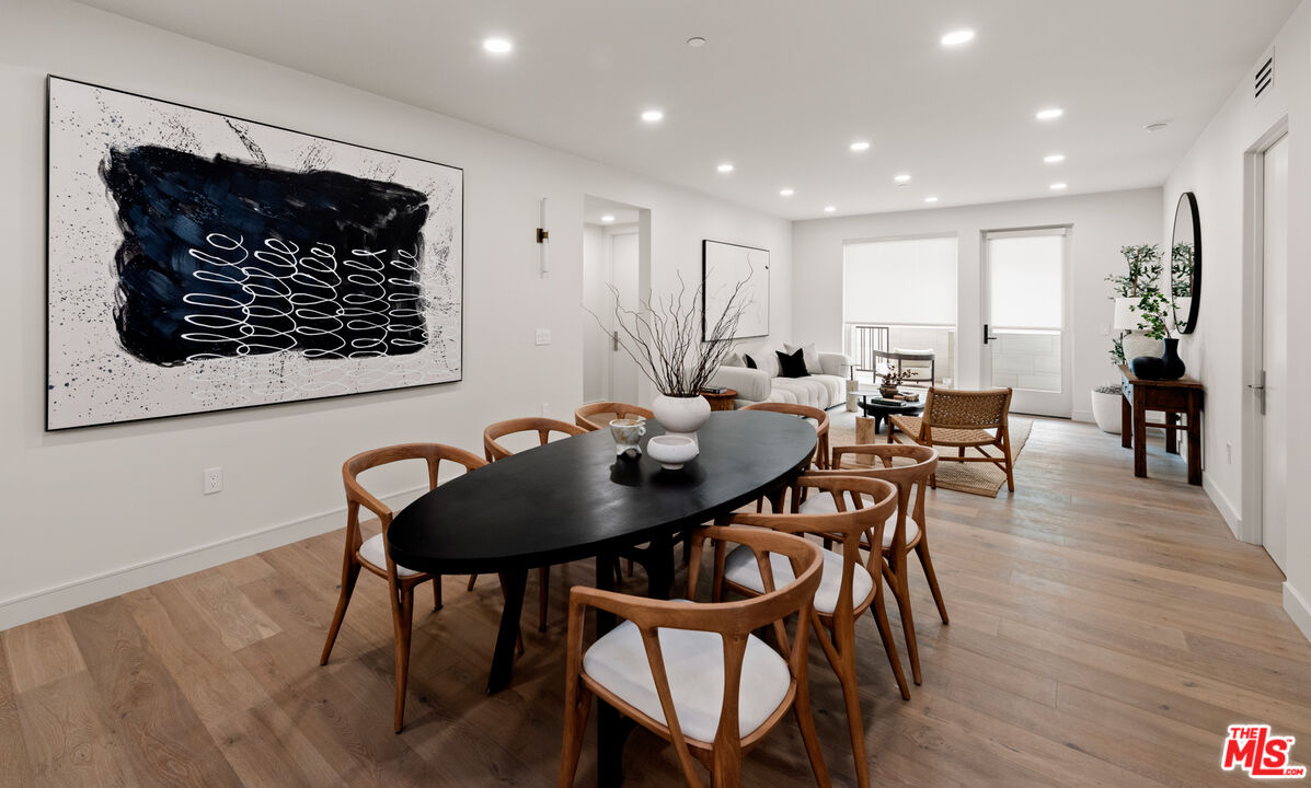 505 S Barrington Ave Unit: 108