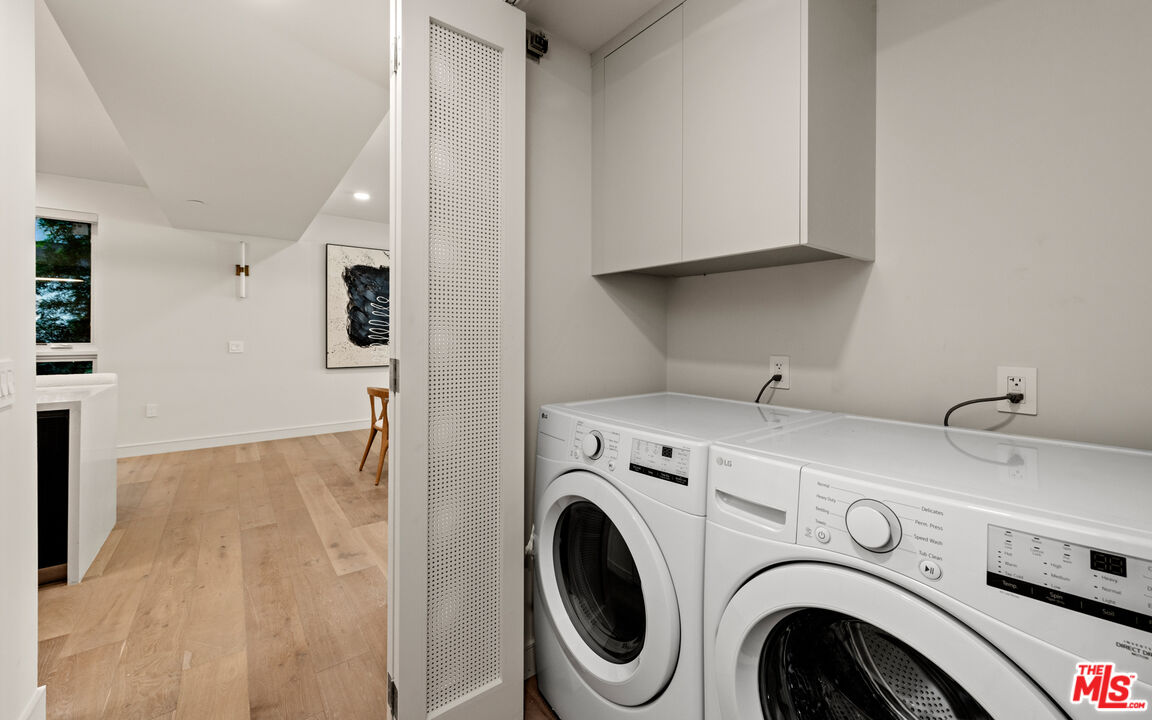 505 S Barrington Ave Unit: 108