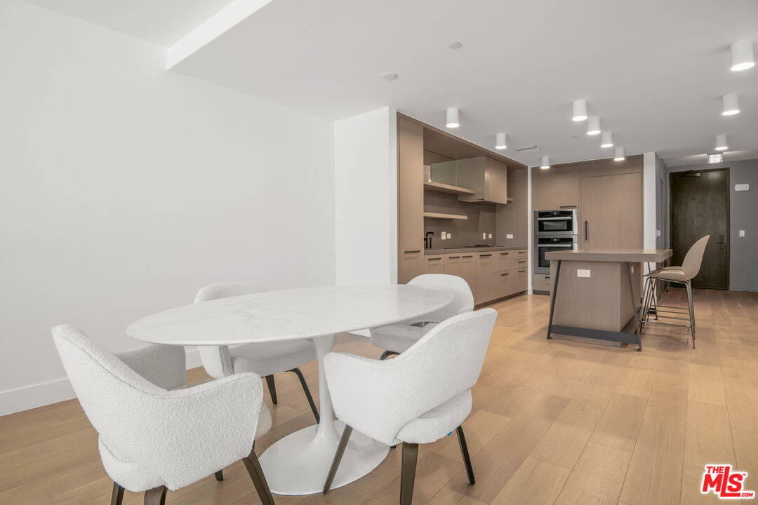 10777 Wilshire Blvd Unit: 206
