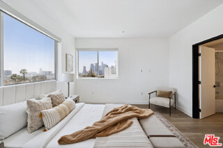 957 Figueroa Ter Unit: 310