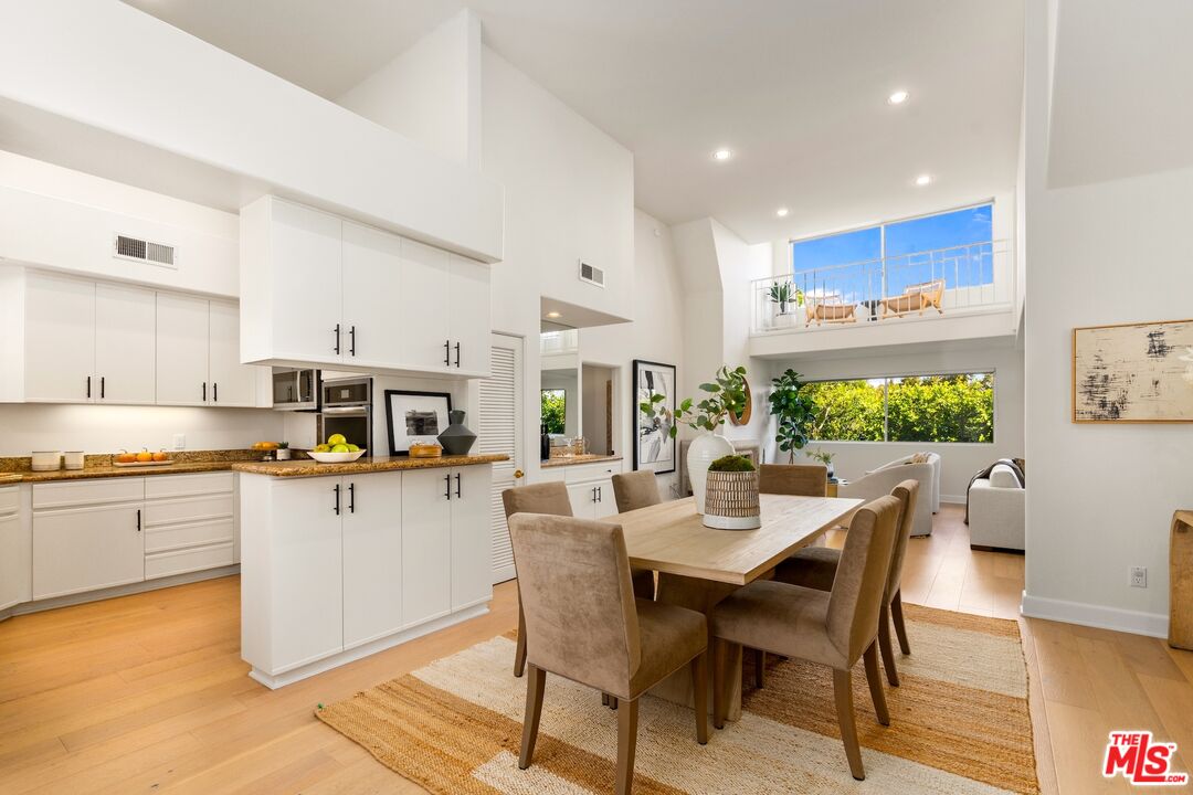 390 S Sepulveda Blvd Unit: 409