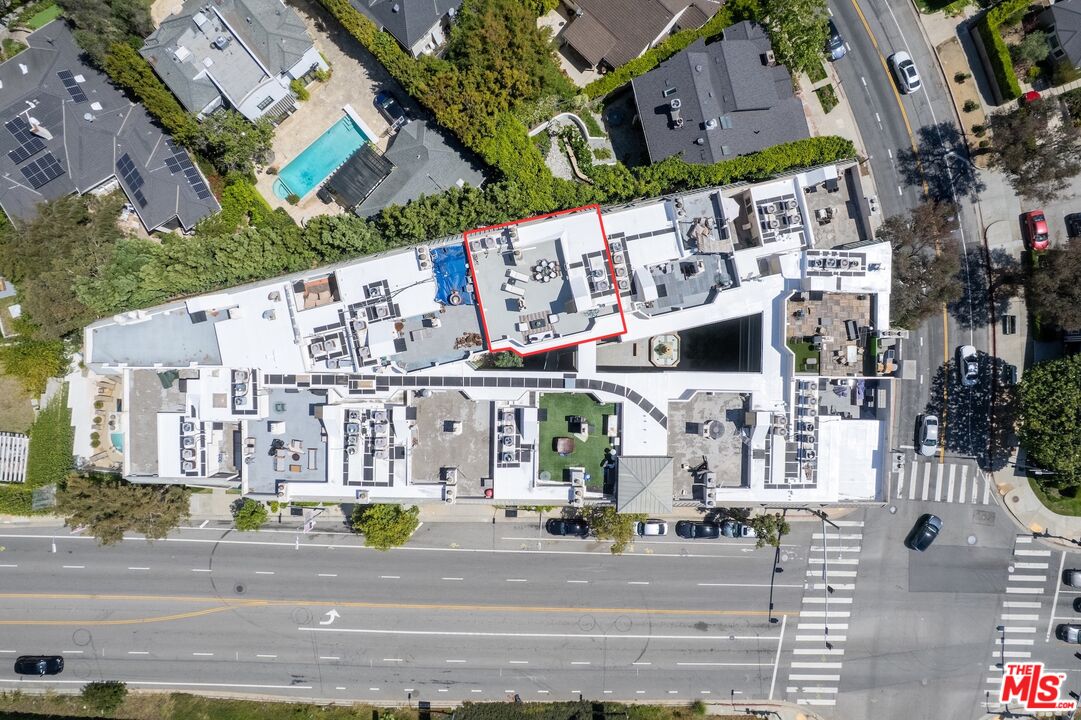 390 S Sepulveda Blvd Unit: 409