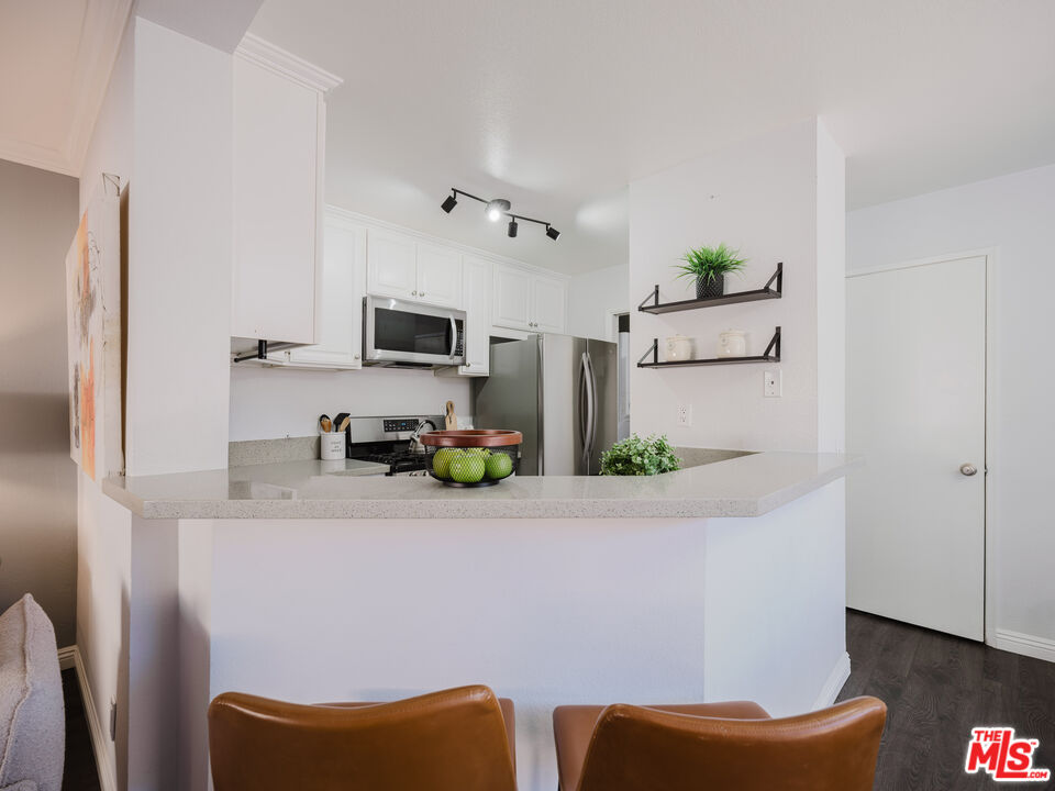 7312 Quill Dr Unit: 16