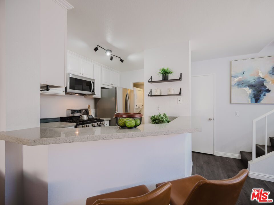 7312 Quill Dr Unit: 16