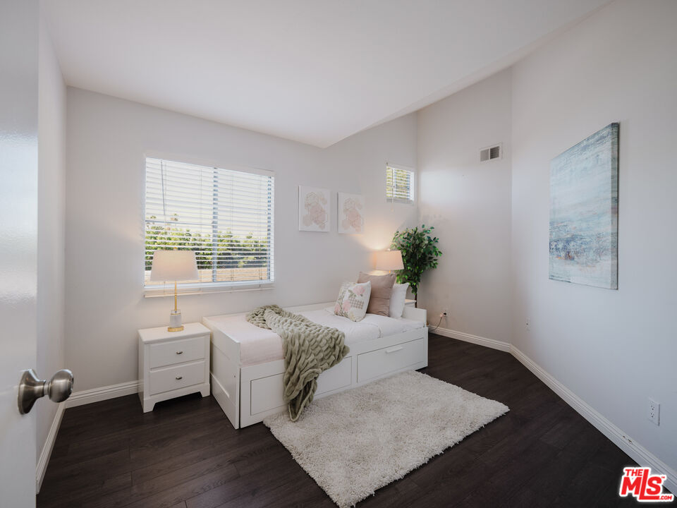 7312 Quill Dr Unit: 16