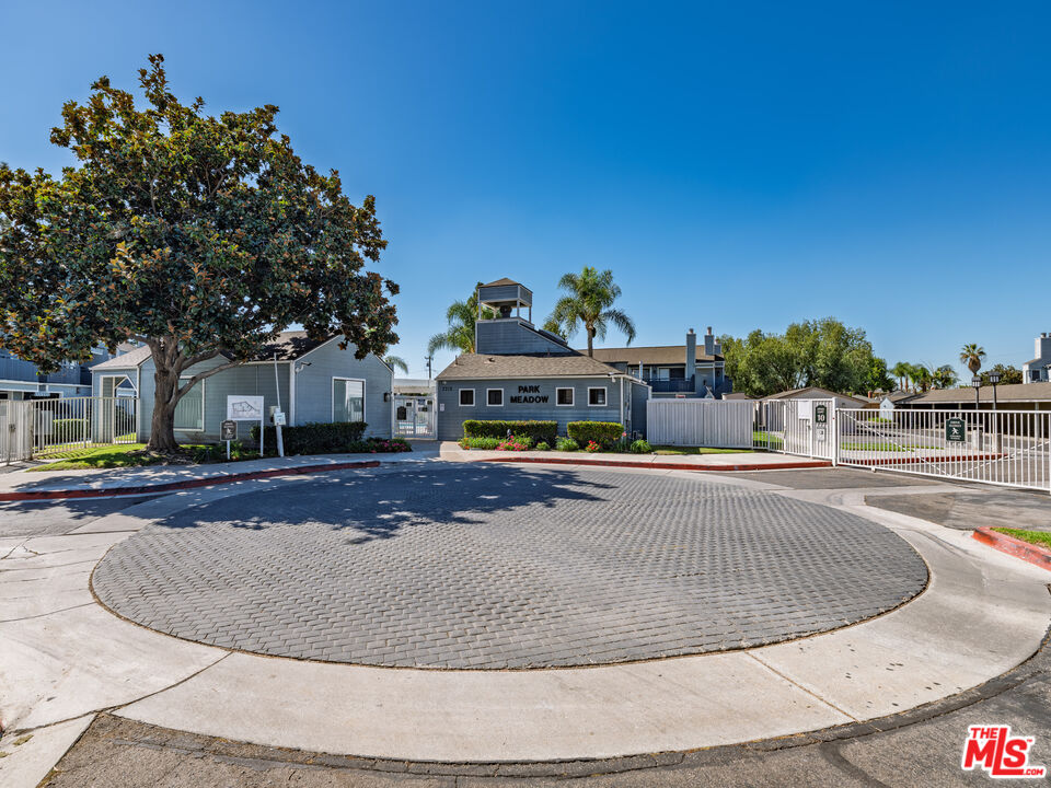 7312 Quill Dr Unit: 16