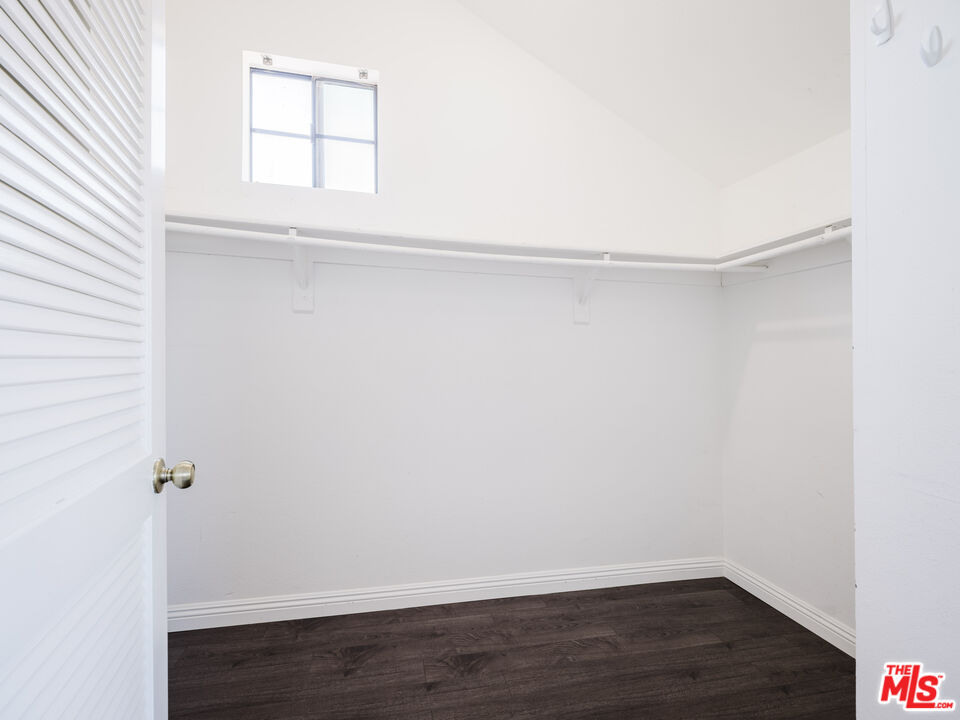 7312 Quill Dr Unit: 16