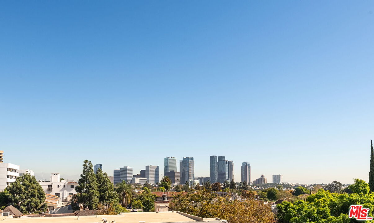 10725 Ashton Ave Unit: 401