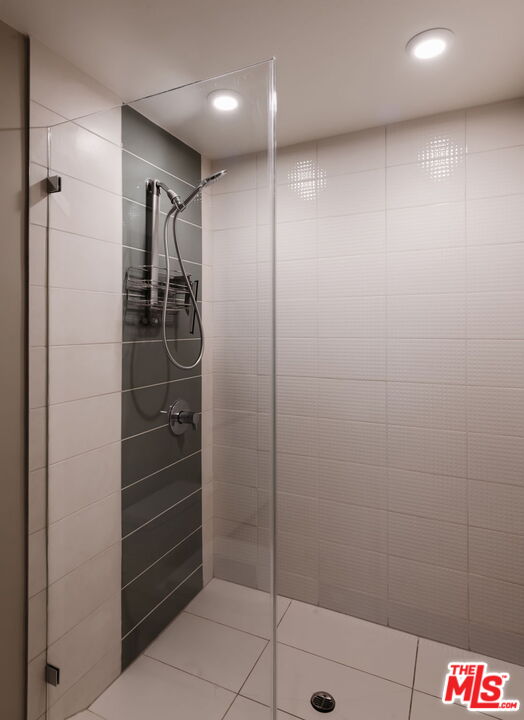 441 S Barrington Ave Unit: 402