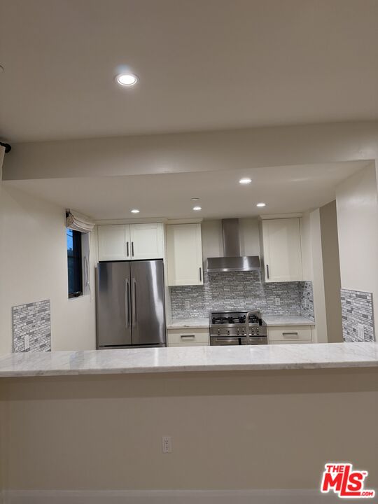 10647 Ashton Ave Unit: 203