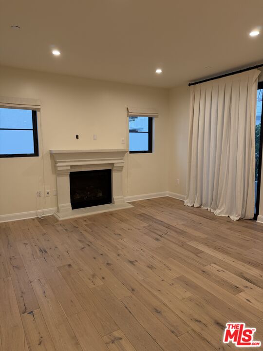 10647 Ashton Ave Unit: 203