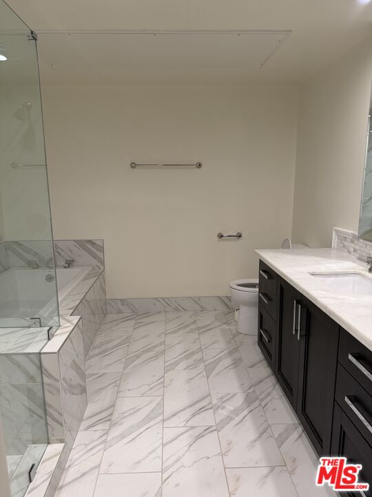 10647 Ashton Ave Unit: 203