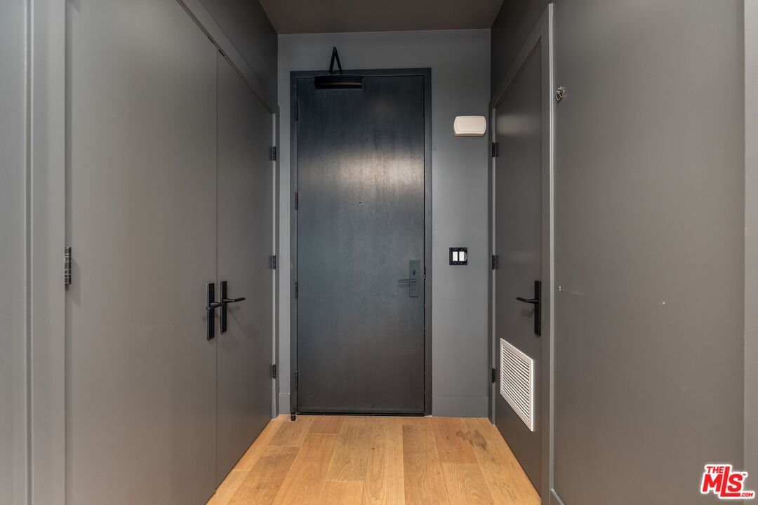 10777 Wilshire Blvd Unit: 501